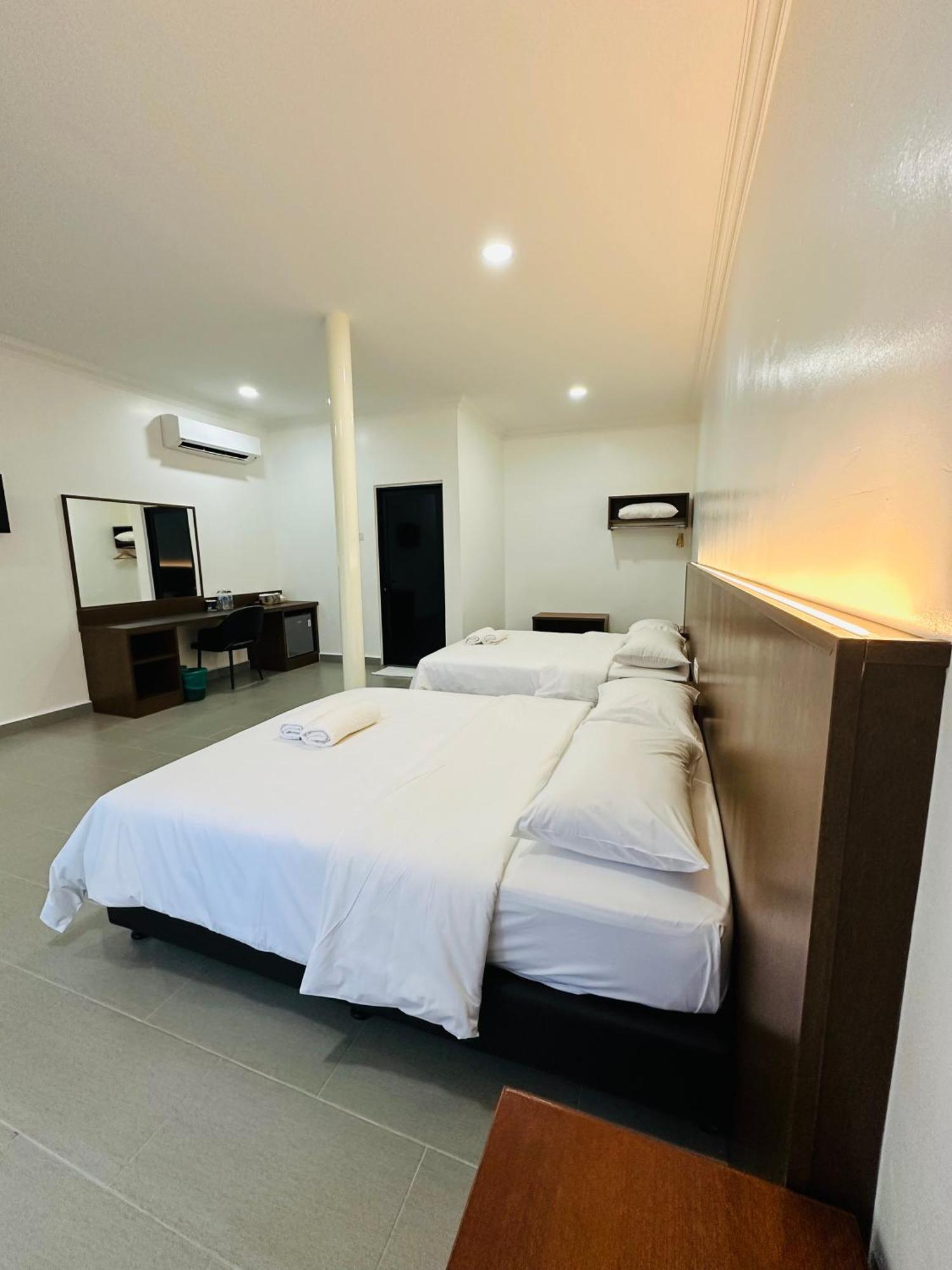 לנגקאווי Landcons Hotel & Resort מראה חיצוני תמונה